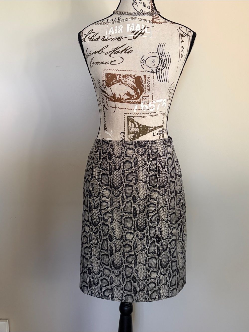 Vintage Joseph Ribkoff Snakeskin Skirt Suit Set 2 Piece Matching Set 90's Y2K - Picture 5 of 15